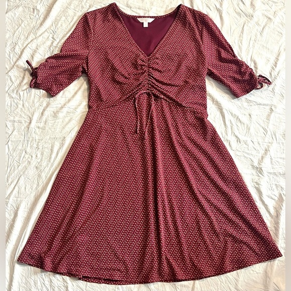 LC Lauren Conrad Dresses & Skirts - Lauren Conrad Women’s Maroon Midi Dress with Knot Sleeve Size Medium